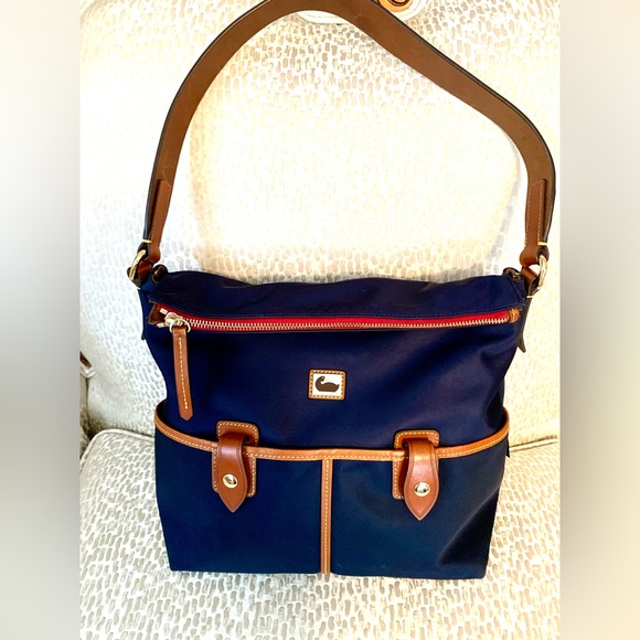 DOONEY EUC Navy Nylon and Leather Shoulder Bag- EUC and Vintage - Picture 3 of 10